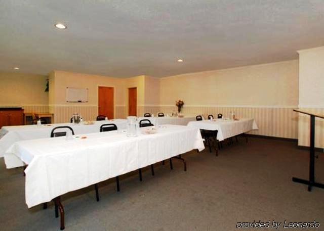 Quality Inn Binghamton West Apalachin Удобства фото